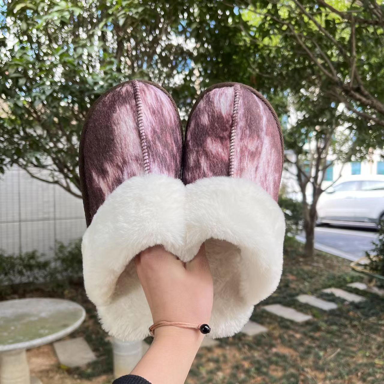 Wholesale Autumn and Winter Plush Slippers